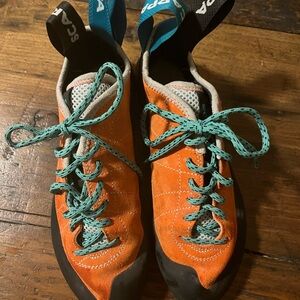 Scarpa Helix Climbing Shoes